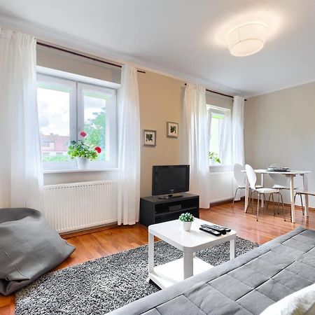 דירות שצ'צ'ין Apartament Plan B מראה חיצוני תמונה